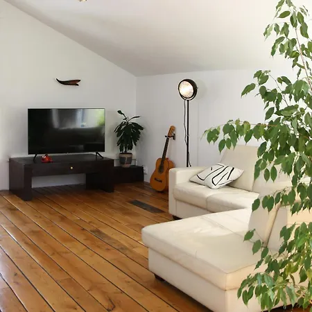 Gogreen Penthouse